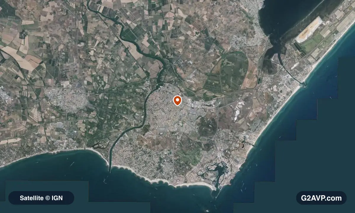 Vue satellite (orthophoto IGN) du secteur d'Agde, même emprise que la carte géologique