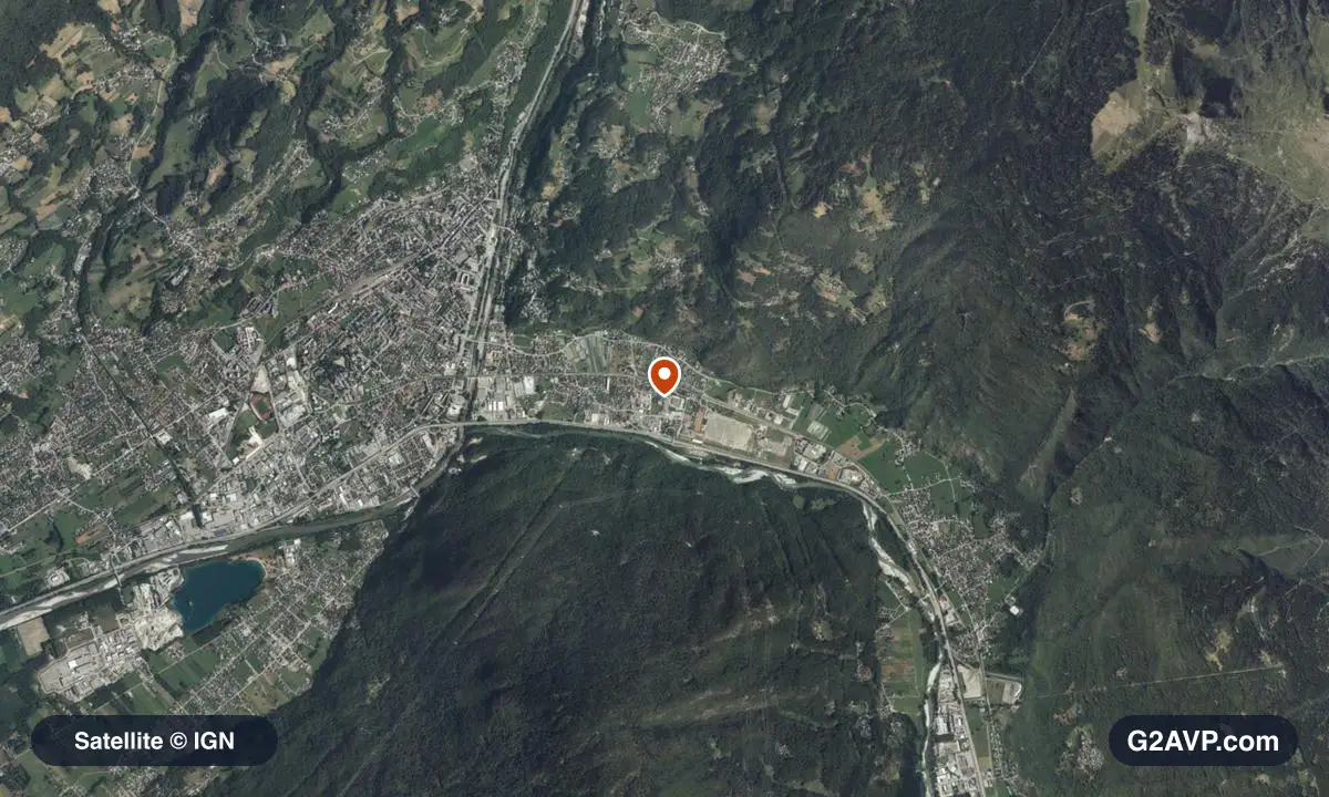Vue satellite (orthophoto IGN) du secteur d'Albertville, même emprise que la carte géologique