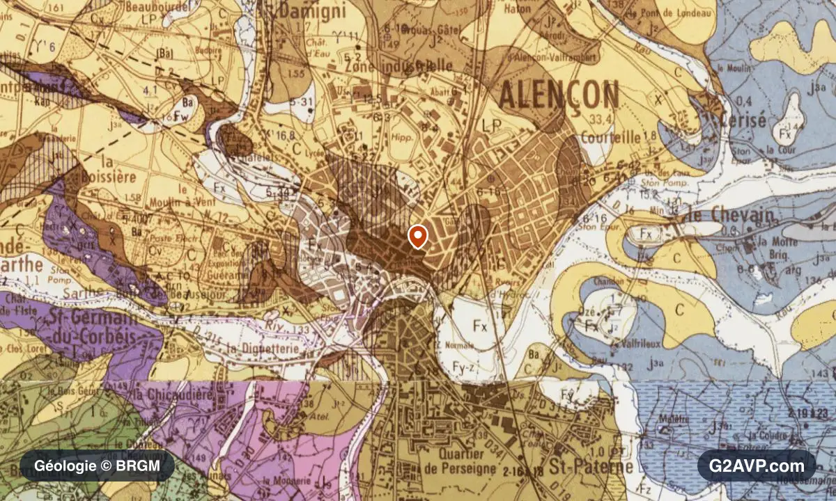 Carte géologique BRGM au 1/50 000 du secteur d'Alençon : calcaires, marnes et gypse en formations dominantes, repère au centre de la commune