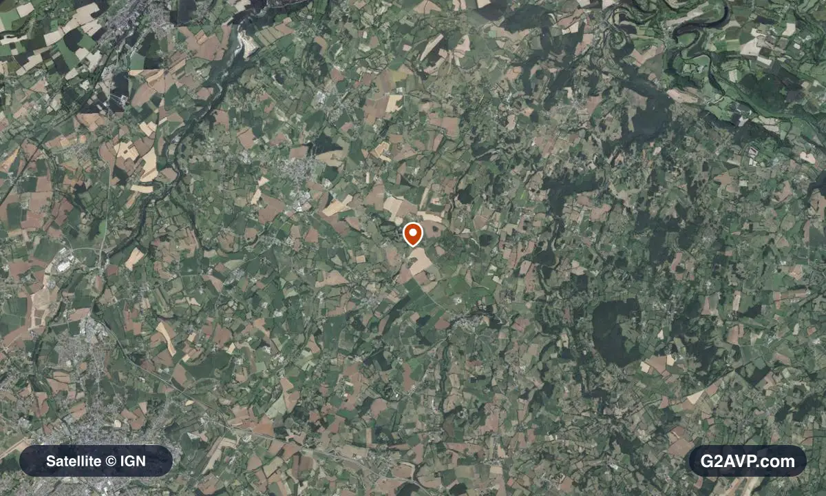 Vue satellite (orthophoto IGN) du secteur d'Athis-Val de Rouvre, même emprise que la carte géologique