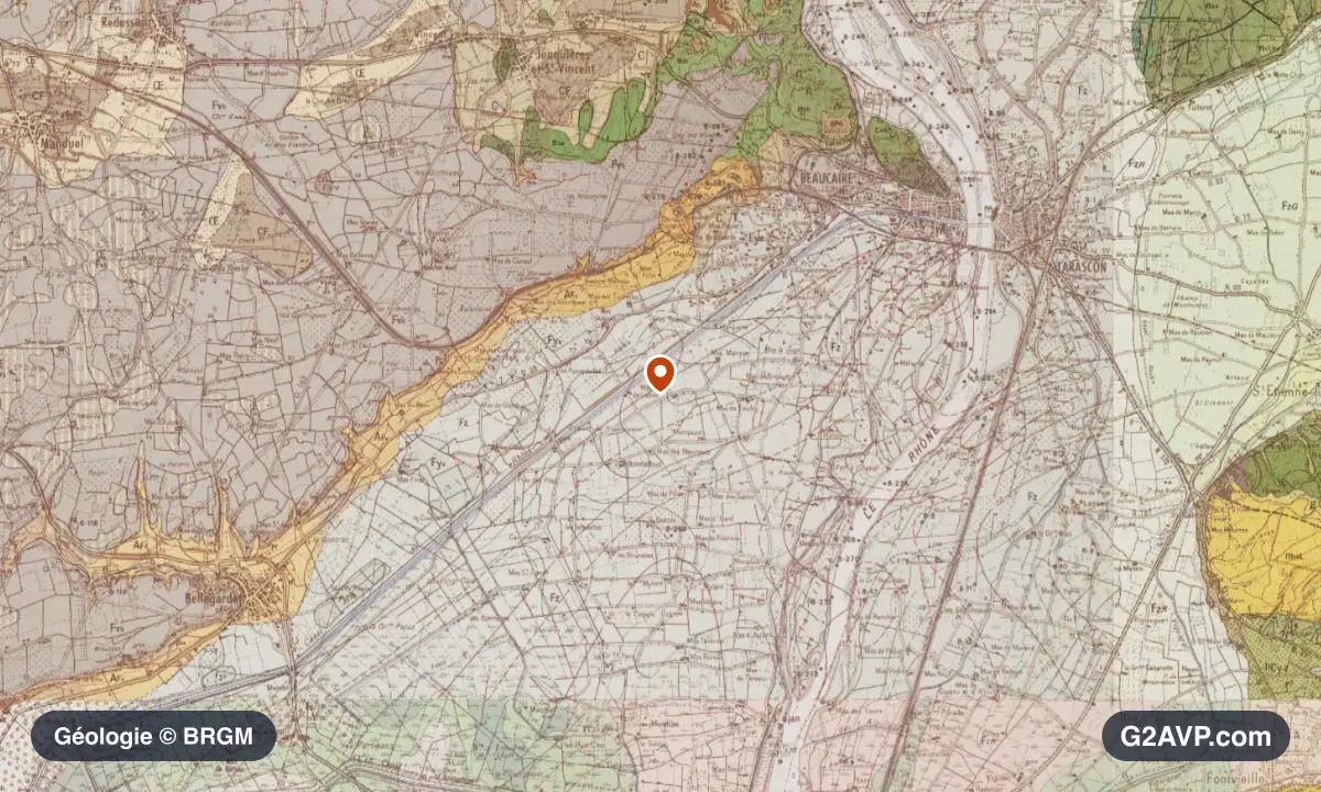 Carte géologique BRGM au 1/50 000 du secteur de Beaucaire : sables en formations dominantes, repère au centre de la commune