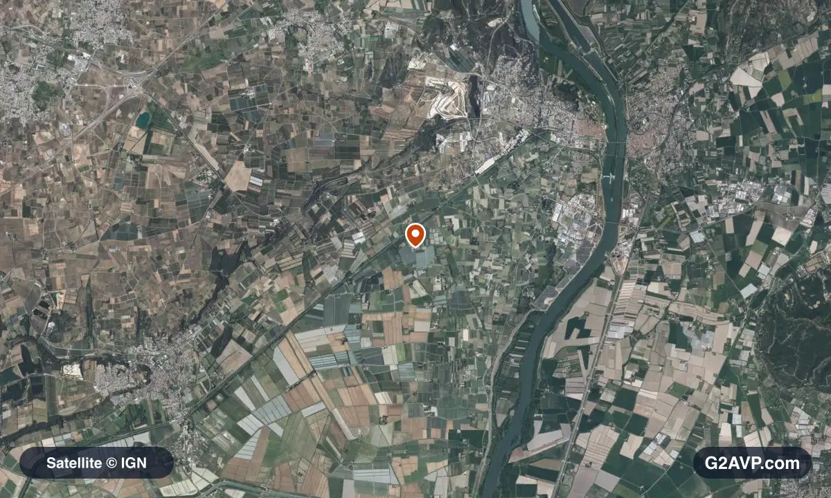 Vue satellite (orthophoto IGN) du secteur de Beaucaire, même emprise que la carte géologique