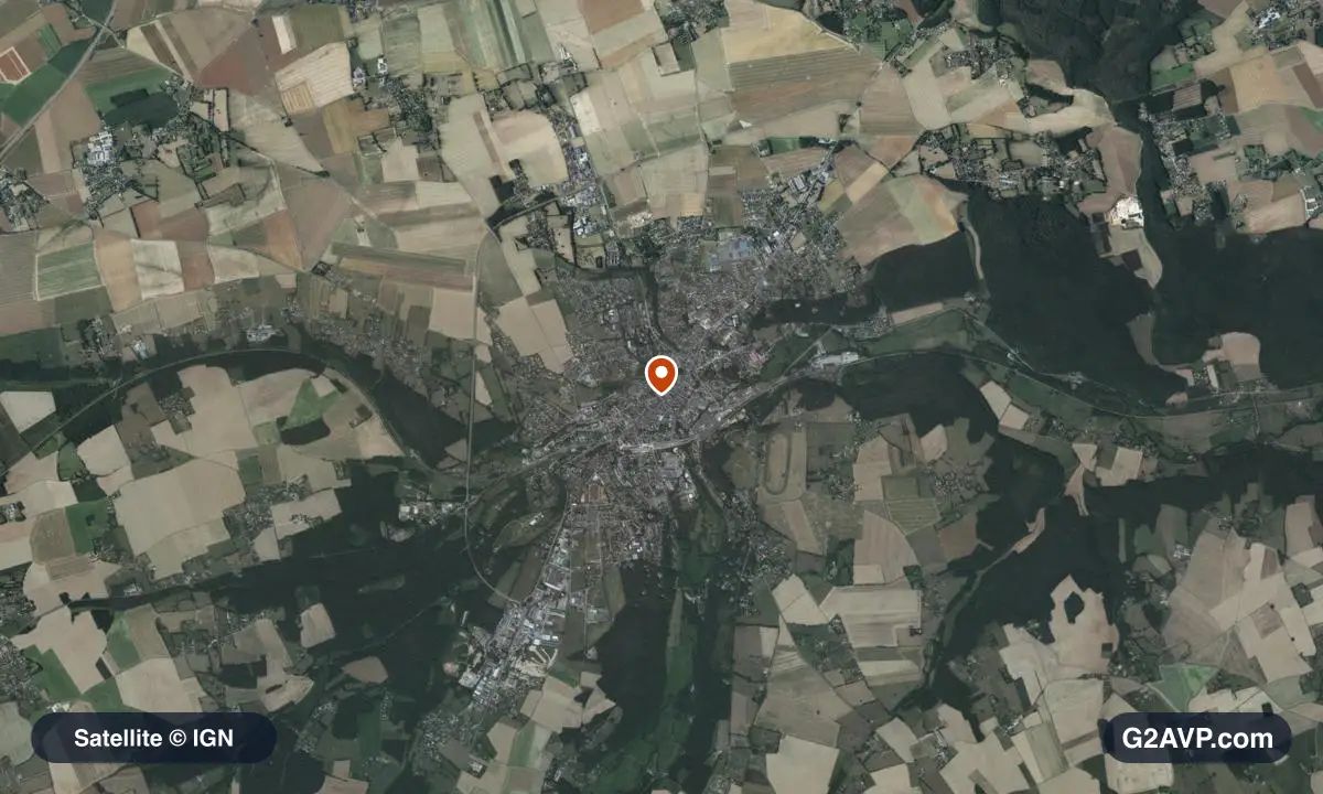 Vue satellite (orthophoto IGN) du secteur de Bernay, même emprise que la carte géologique