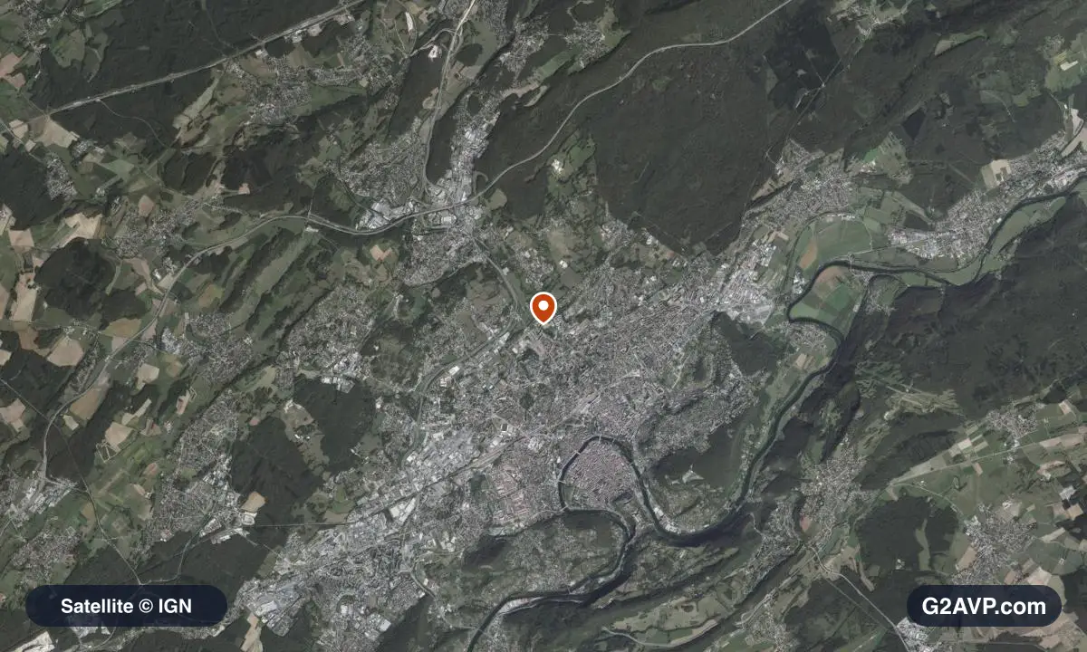 Vue satellite (orthophoto IGN) du secteur de Besançon, même emprise que la carte géologique