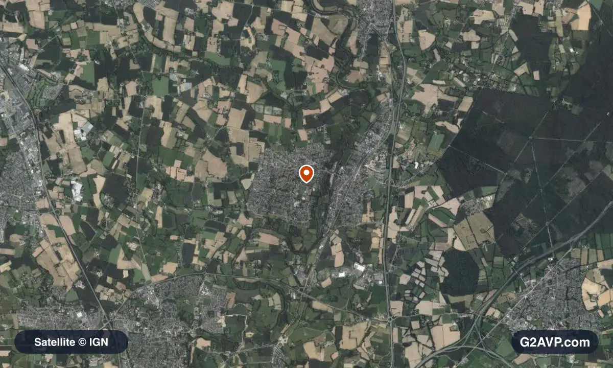 Vue satellite (orthophoto IGN) du secteur de Betton, même emprise que la carte géologique