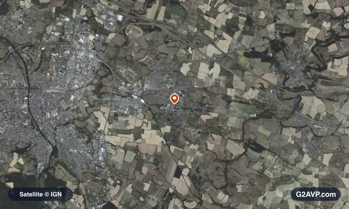 Vue satellite (orthophoto IGN) du secteur de Bonchamp-lès-Laval, même emprise que la carte géologique