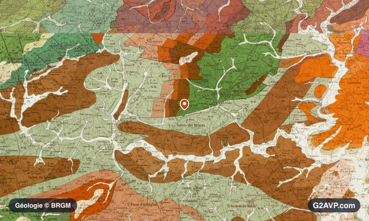 Carte géologique BRGM au 1/50 000 du secteur de Bricquebec-en-Cotentin : schistes et grès en formations dominantes, repère au centre de la commune