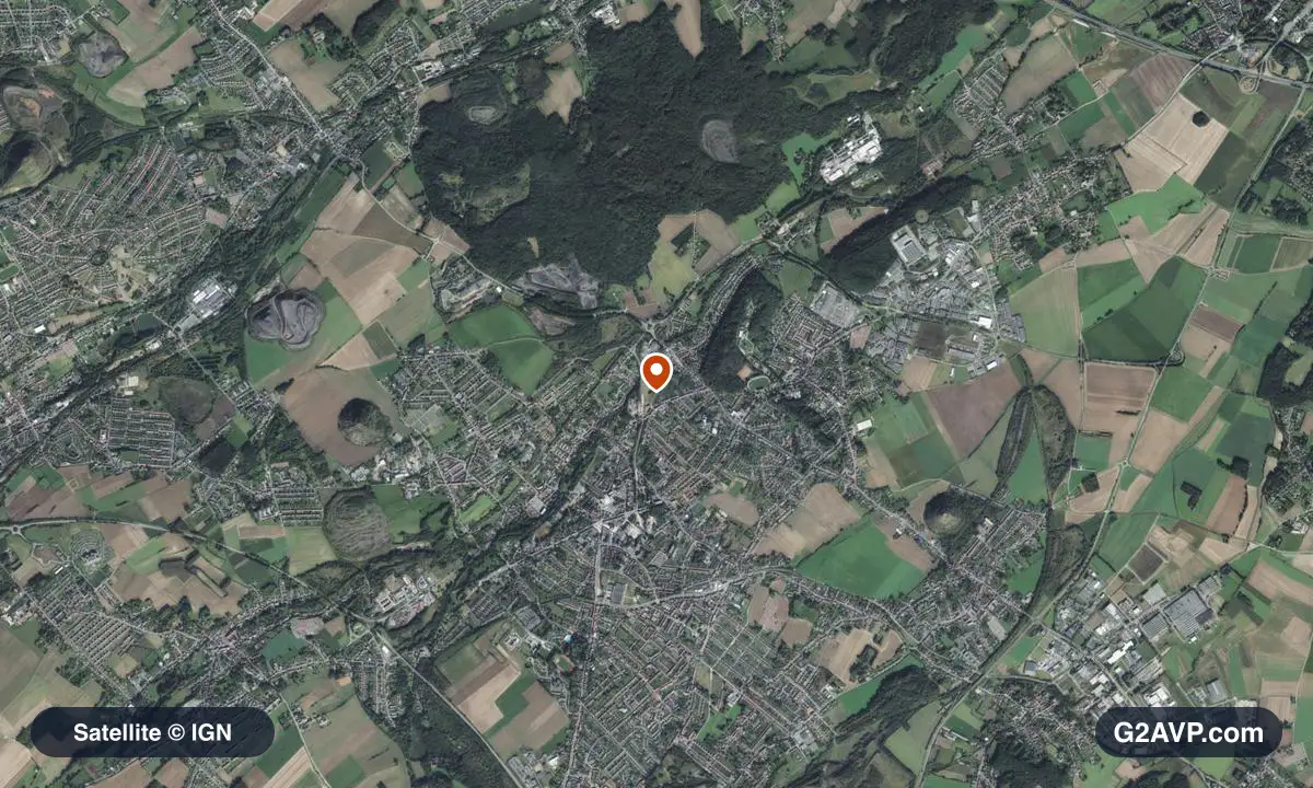 Vue satellite (orthophoto IGN) du secteur de Bruay-la-Buissière, même emprise que la carte géologique