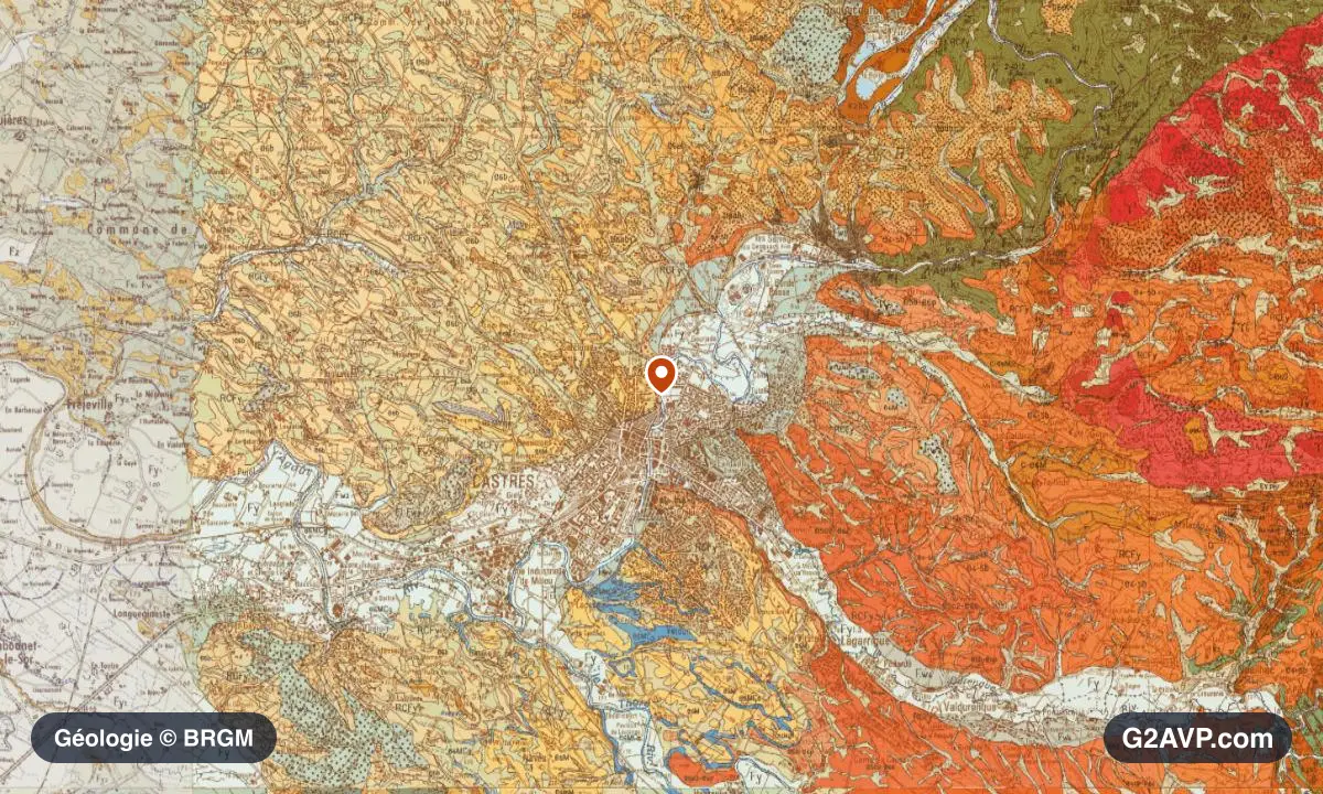 Carte géologique BRGM au 1/50 000 du secteur de Castres : argiles en formations dominantes, repère au centre de la commune
