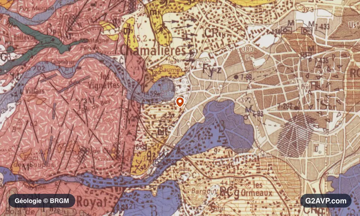 Carte géologique BRGM au 1/50 000 du secteur de Chamalières : sables en formations dominantes, repère au centre de la commune