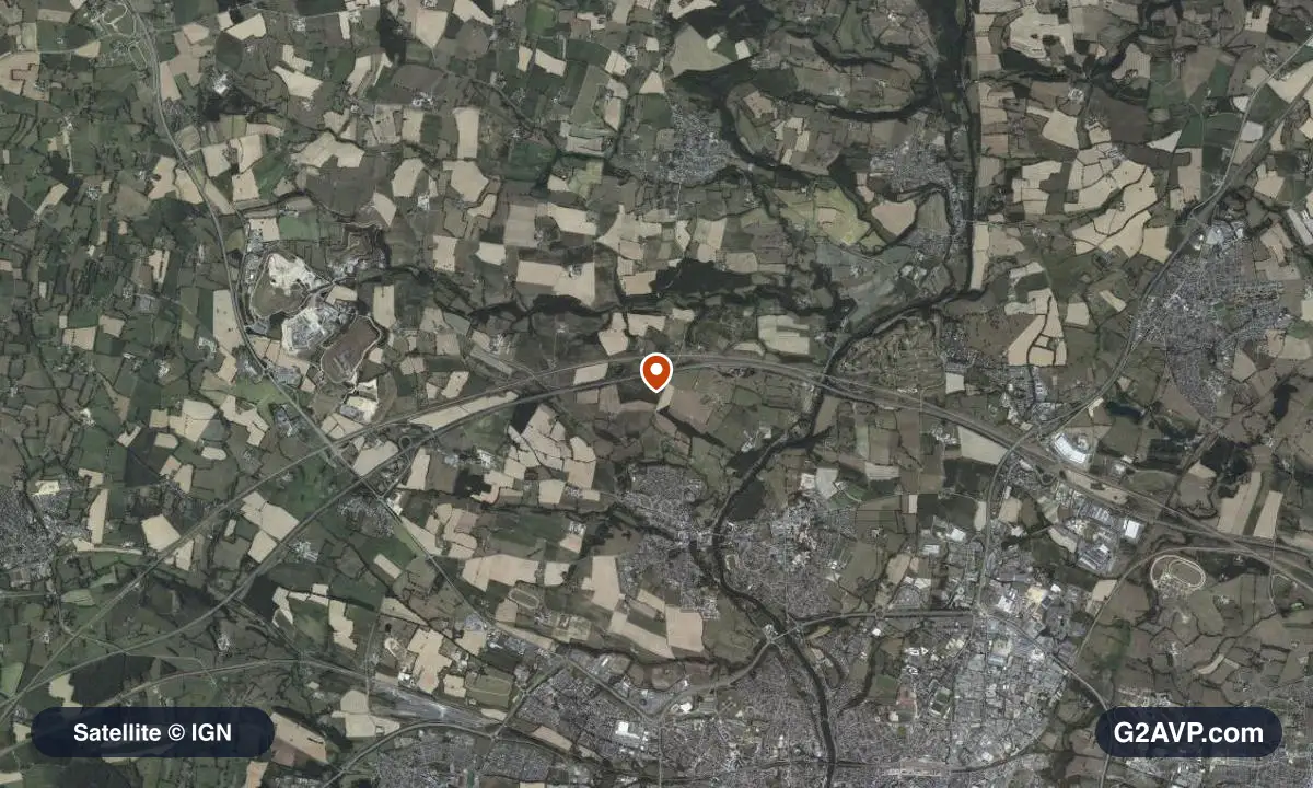 Vue satellite (orthophoto IGN) du secteur de Changé, même emprise que la carte géologique