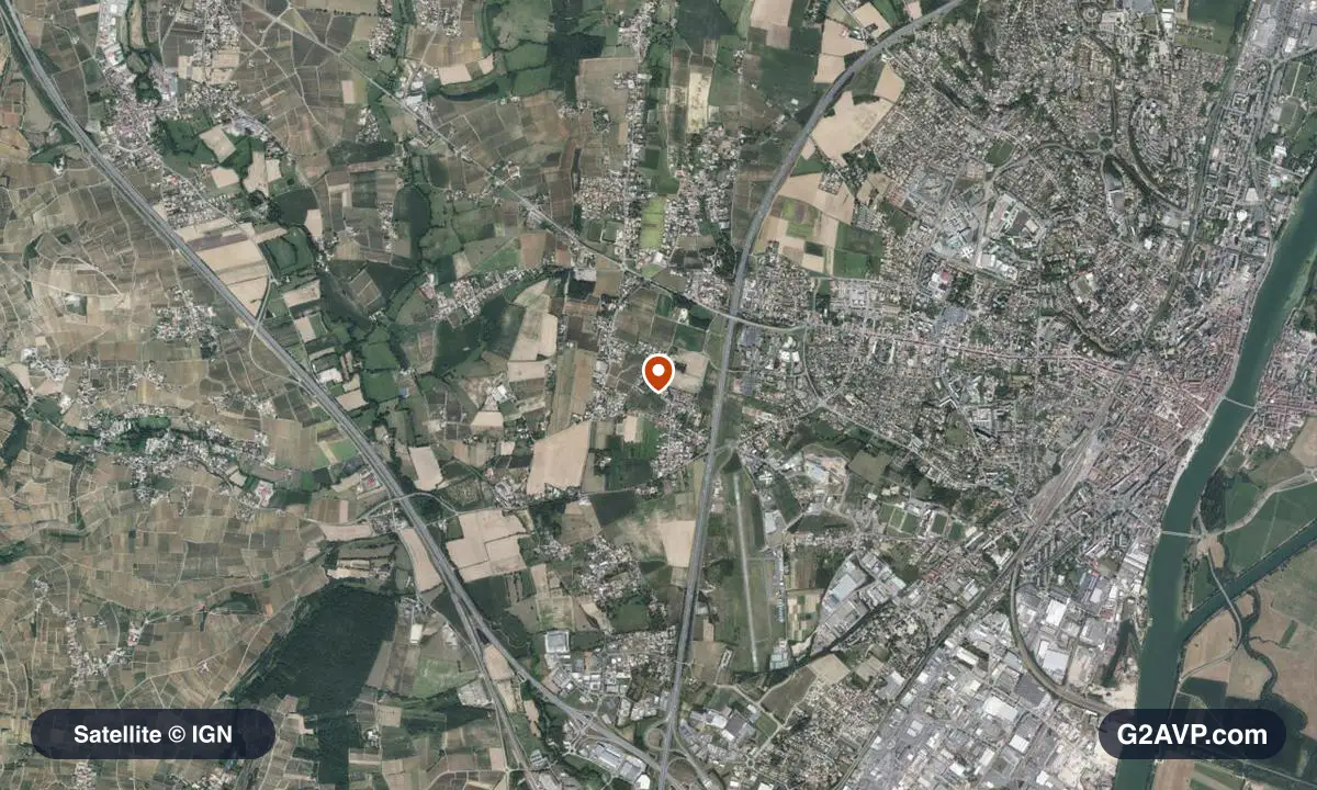 Vue satellite (orthophoto IGN) du secteur de Charnay-lès-Mâcon, même emprise que la carte géologique