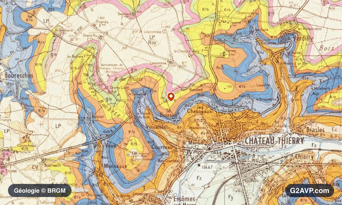 Carte géologique BRGM au 1/50 000 du secteur de Château-Thierry : sables en formations dominantes, repère au centre de la commune