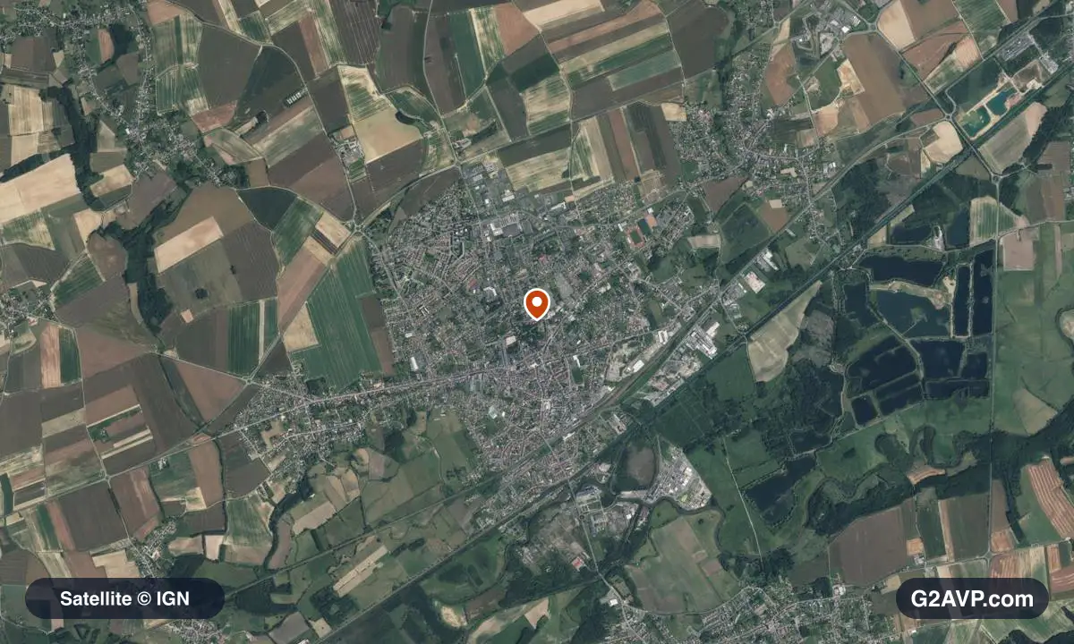 Vue satellite (orthophoto IGN) du secteur de Chauny, même emprise que la carte géologique