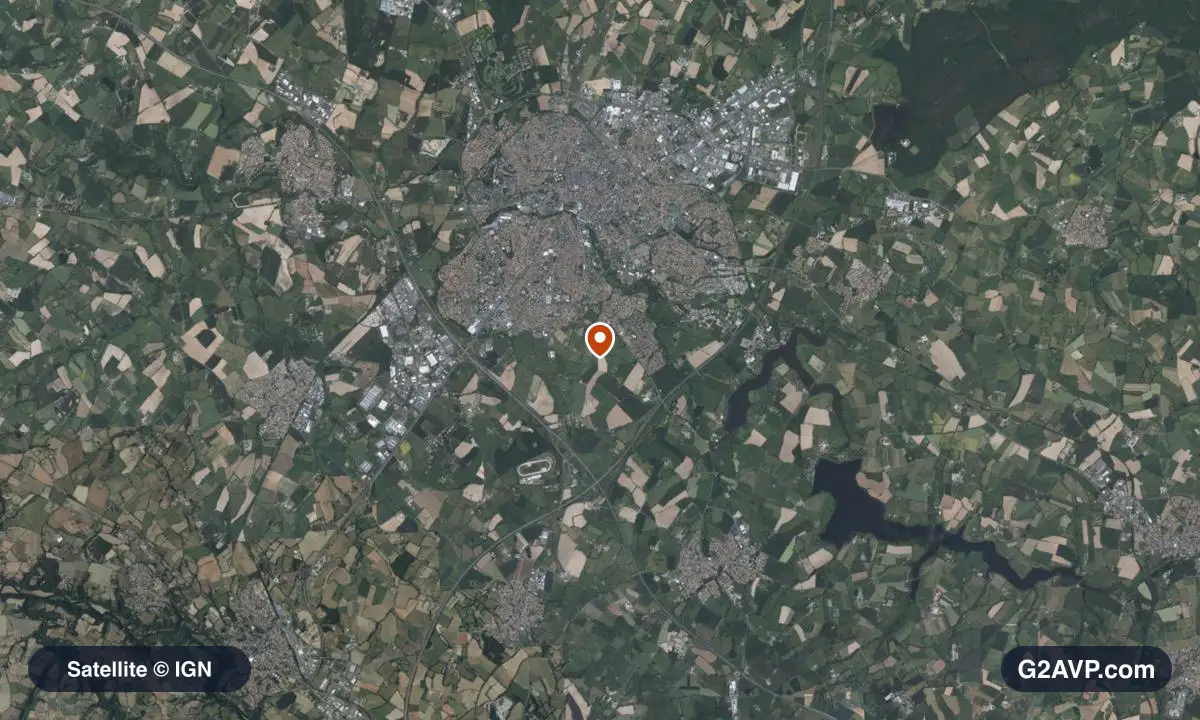 Vue satellite (orthophoto IGN) du secteur de Cholet, même emprise que la carte géologique