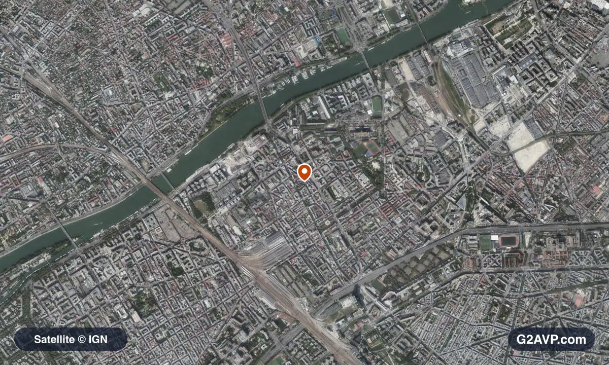 Vue satellite (orthophoto IGN) du secteur de Clichy, même emprise que la carte géologique