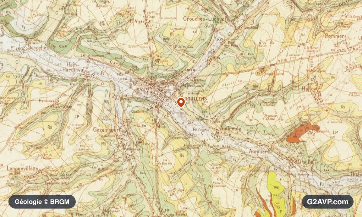 Carte géologique BRGM au 1/50 000 du secteur de Doullens : craie en formations dominantes, repère au centre de la commune
