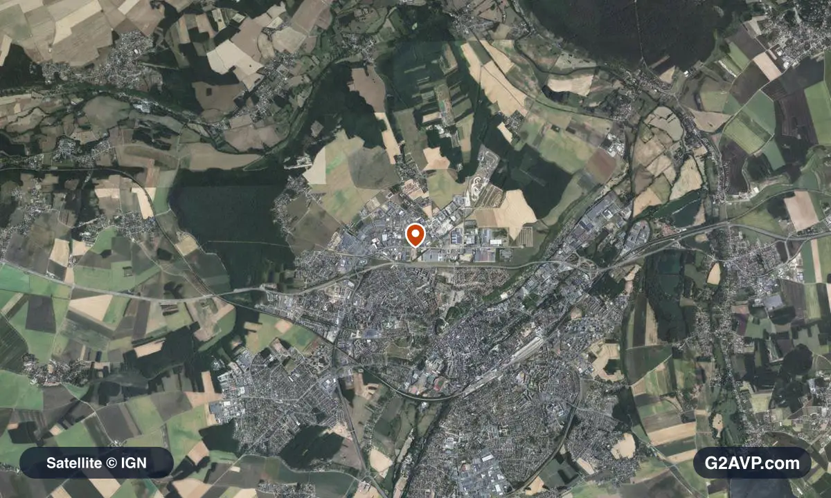 Vue satellite (orthophoto IGN) du secteur de Dreux, même emprise que la carte géologique