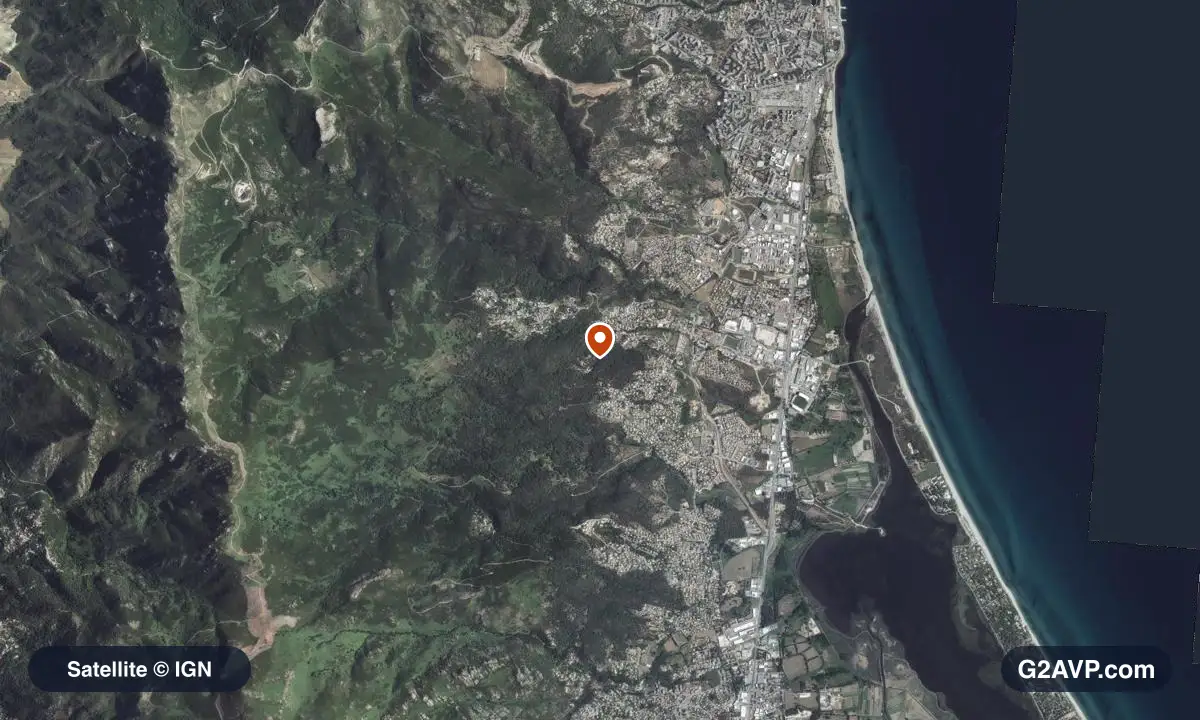 Vue satellite (orthophoto IGN) du secteur de Furiani, même emprise que la carte géologique