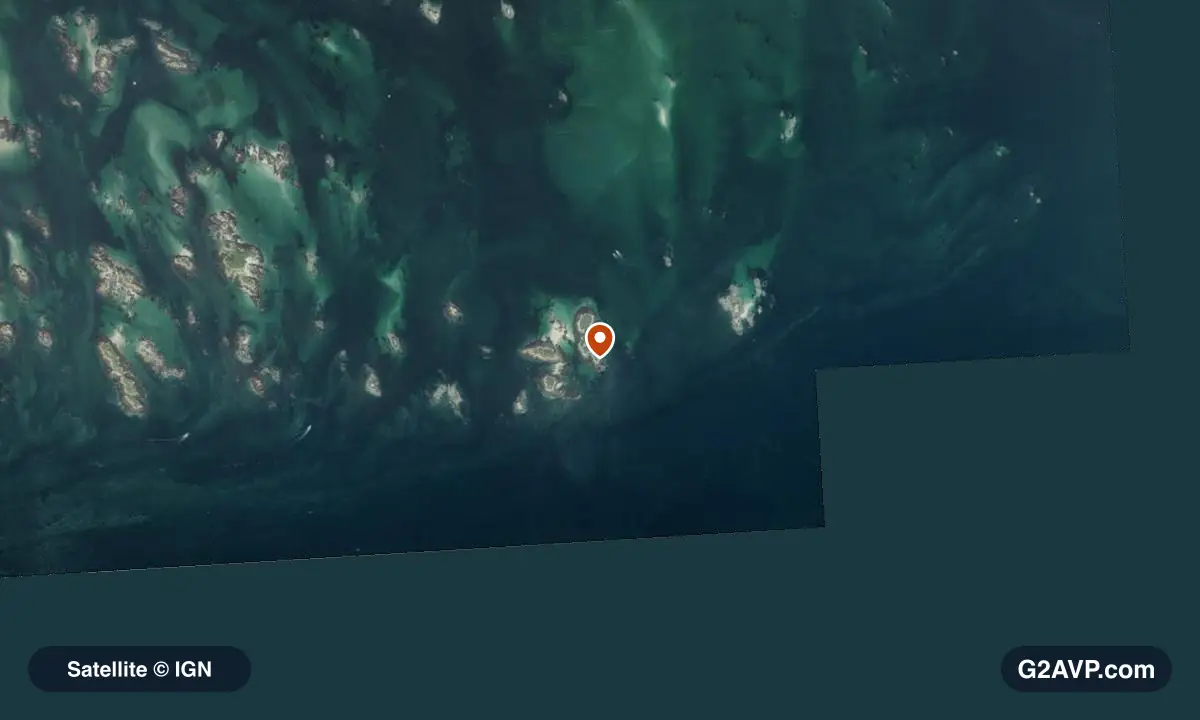 Vue satellite (orthophoto IGN) du secteur de Granville, même emprise que la carte géologique