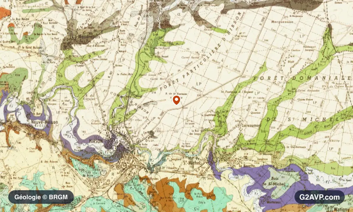 Carte géologique BRGM au 1/50 000 du secteur d'Hirson : calcaires, marnes et gypse en formations dominantes, repère au centre de la commune