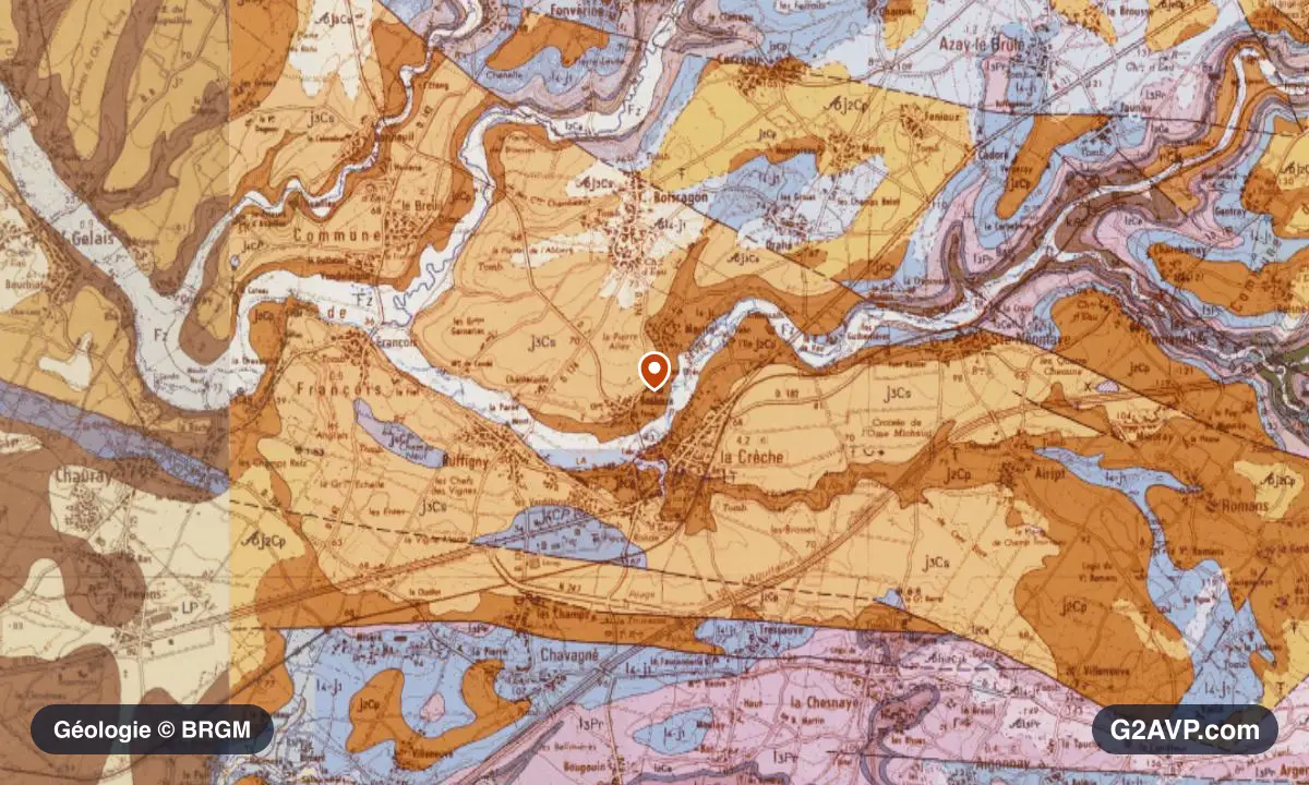 Carte géologique BRGM au 1/50 000 du secteur de La Crèche : calcaires, marnes et gypse en formations dominantes, repère au centre de la commune