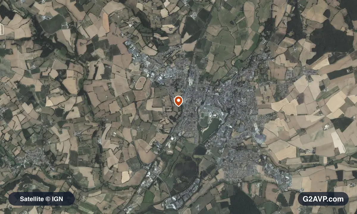 Vue satellite (orthophoto IGN) du secteur de La Ferté-Bernard, même emprise que la carte géologique