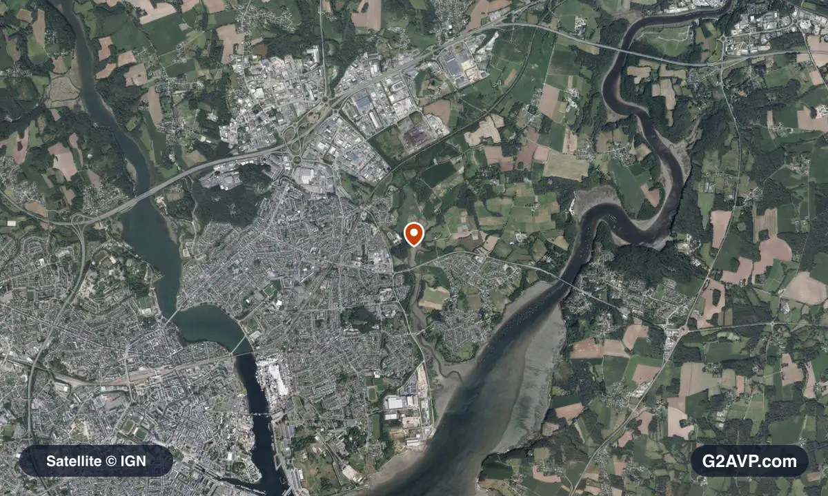 Vue satellite (orthophoto IGN) du secteur de Lanester, même emprise que la carte géologique