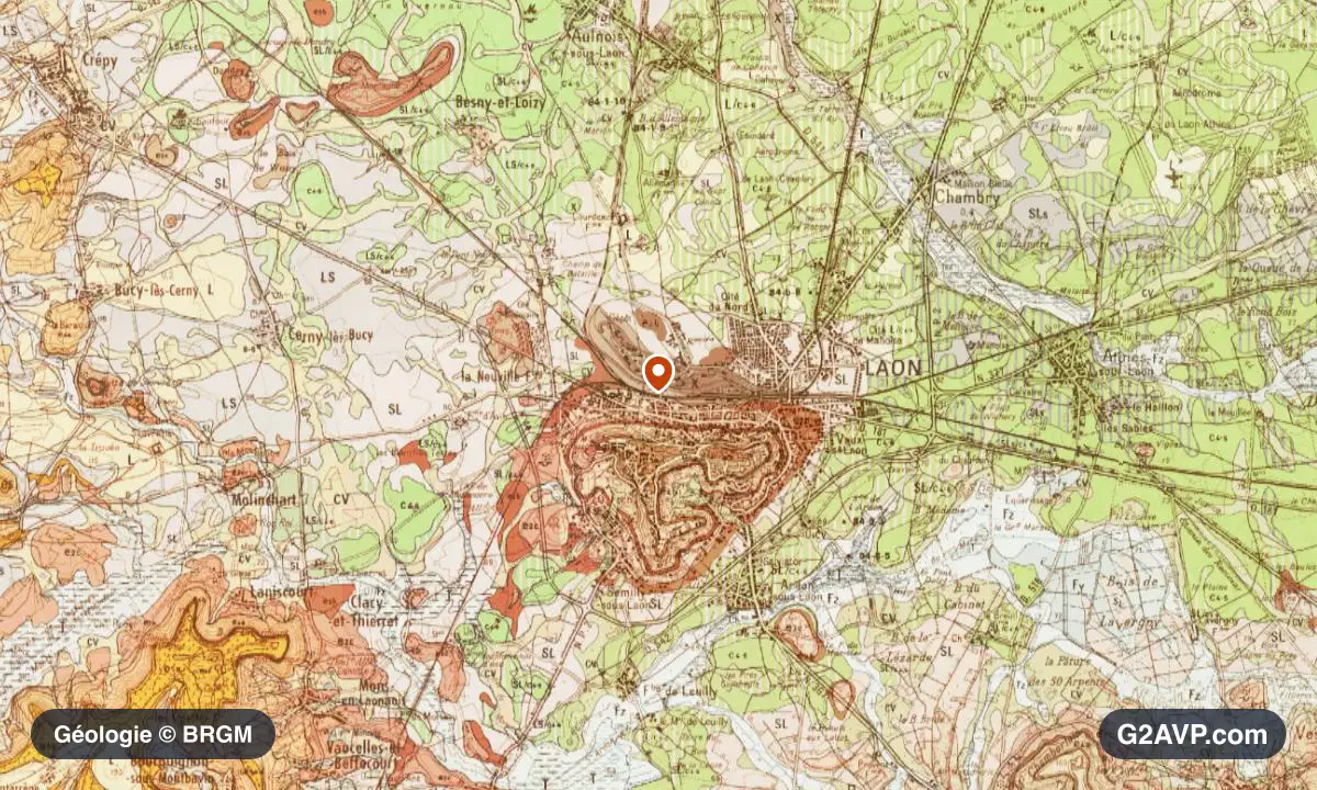 Carte géologique BRGM au 1/50 000 du secteur de Laon : craie en formations dominantes, repère au centre de la commune