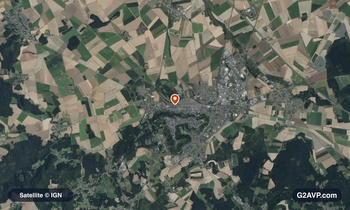 Vue satellite (orthophoto IGN) du secteur de Laon, même emprise que la carte géologique