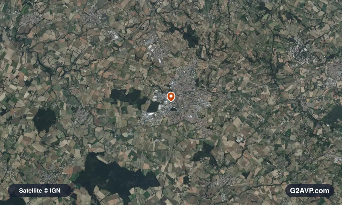 Vue satellite (orthophoto IGN) du secteur des Herbiers, même emprise que la carte géologique