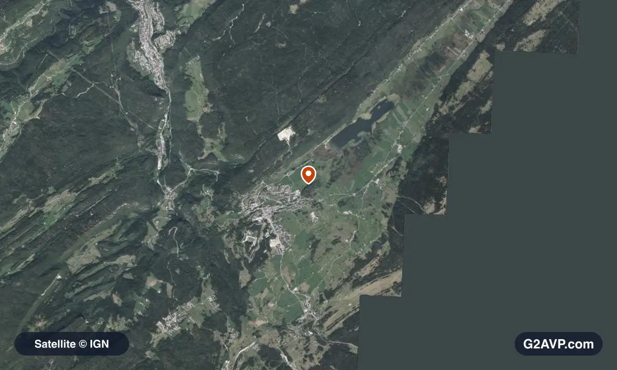 Vue satellite (orthophoto IGN) du secteur des Rousses, même emprise que la carte géologique