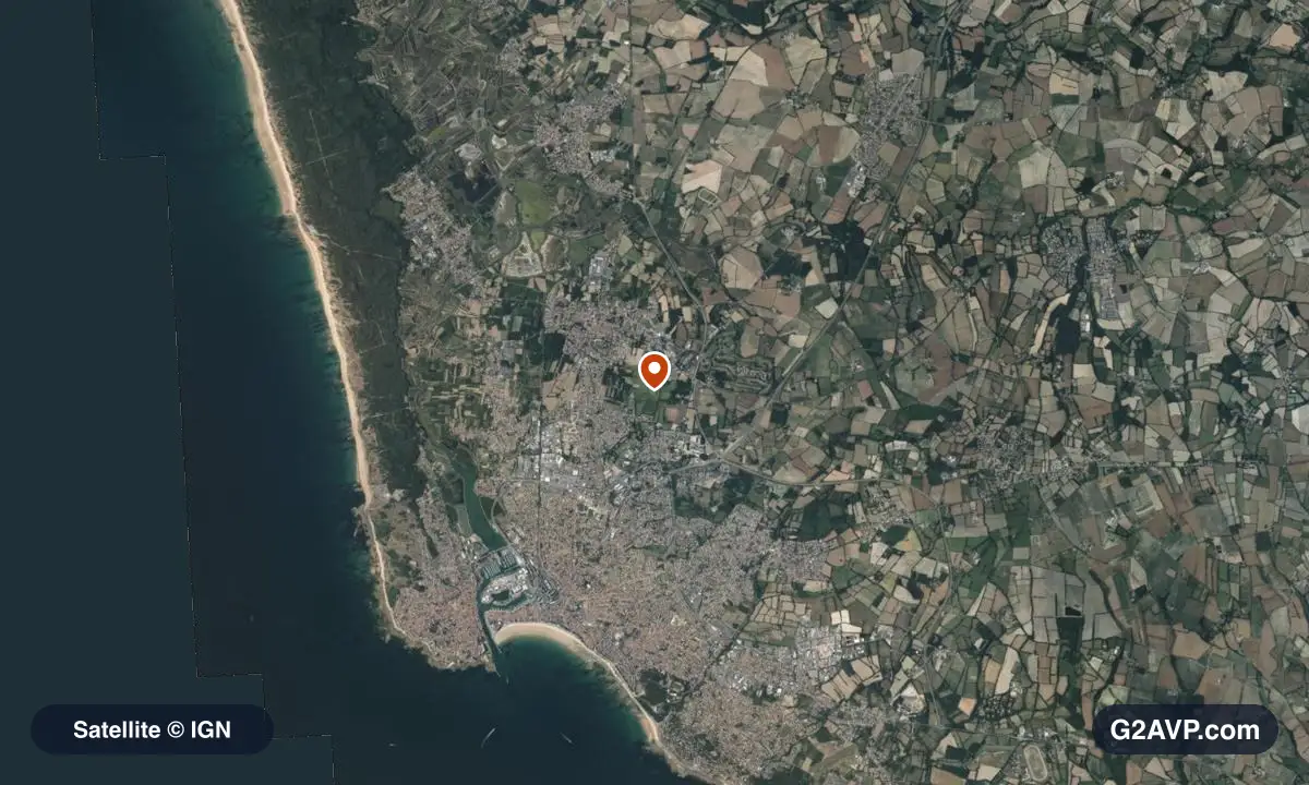 Vue satellite (orthophoto IGN) du secteur des Sables-d'Olonne, même emprise que la carte géologique