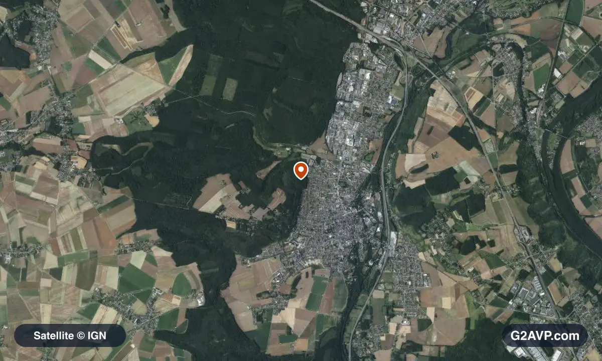 Vue satellite (orthophoto IGN) du secteur de Louviers, même emprise que la carte géologique
