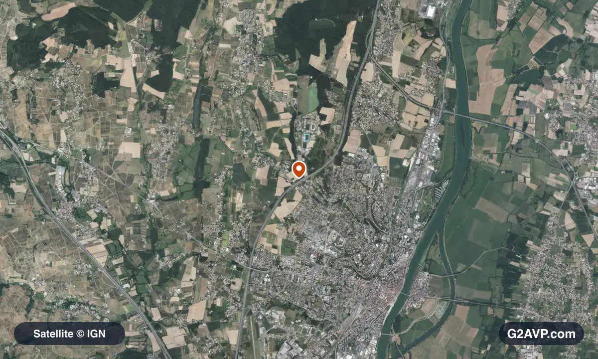 Vue satellite (orthophoto IGN) du secteur de Mâcon, même emprise que la carte géologique