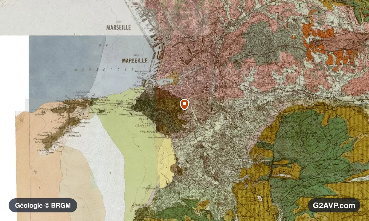 Carte géologique BRGM au 1/50 000 du secteur de Marseille : argiles en formations dominantes, repère au centre de la commune