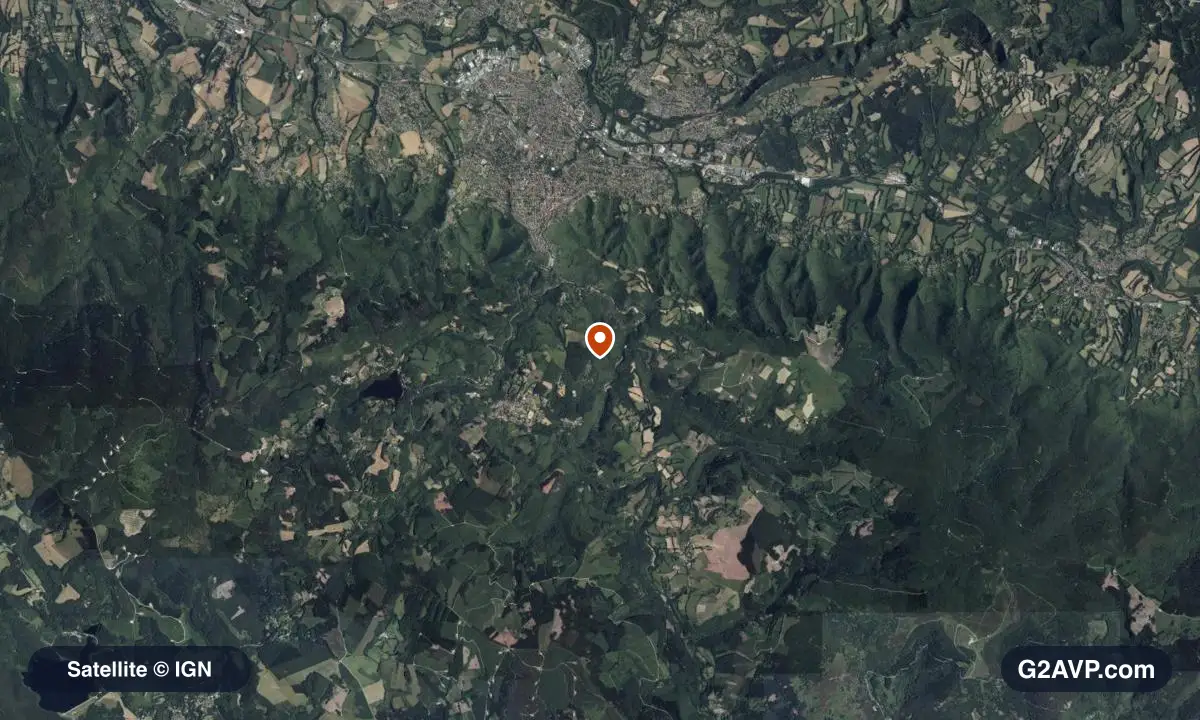 Vue satellite (orthophoto IGN) du secteur de Mazamet, même emprise que la carte géologique