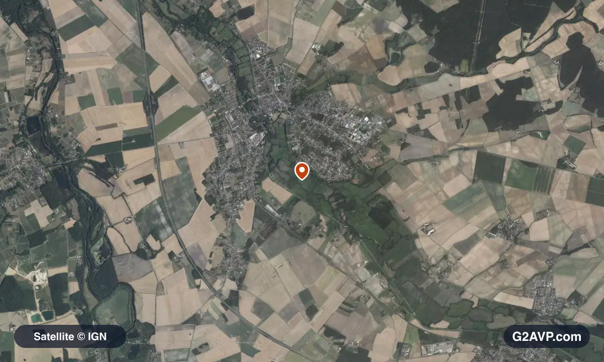 Vue satellite (orthophoto IGN) du secteur de Mehun-sur-Yèvre, même emprise que la carte géologique