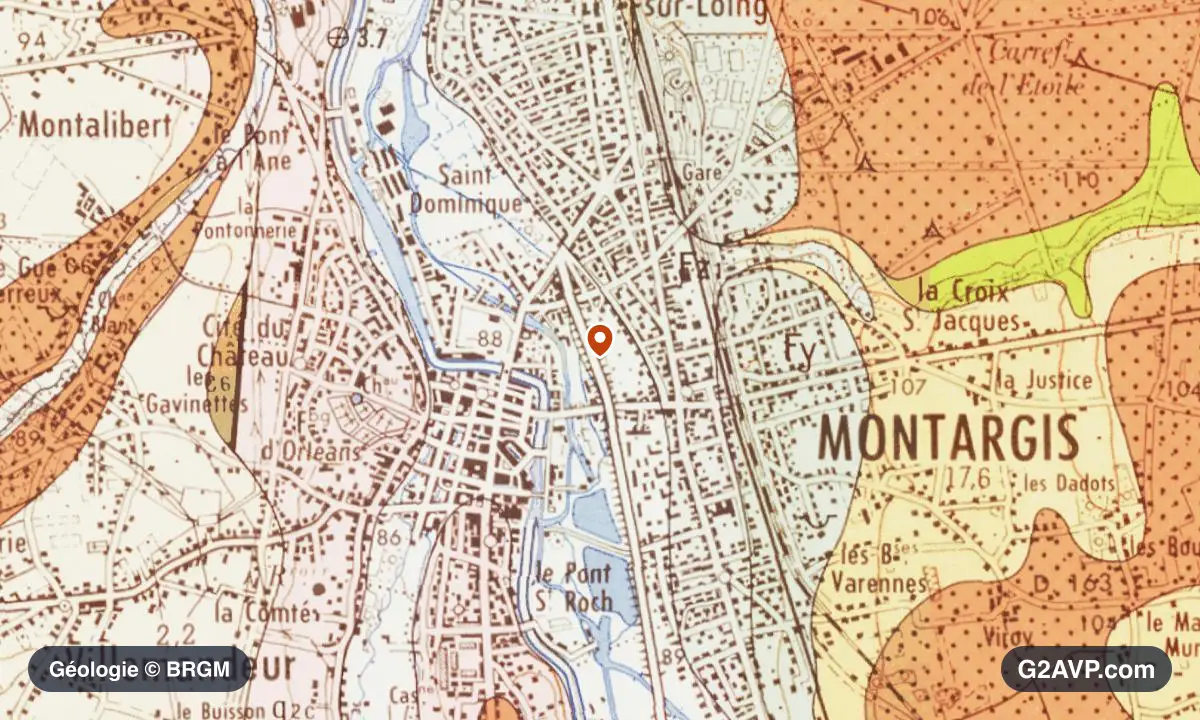 Carte géologique BRGM au 1/50 000 du secteur de Montargis : calcaires, marnes et gypse en formations dominantes, repère au centre de la commune