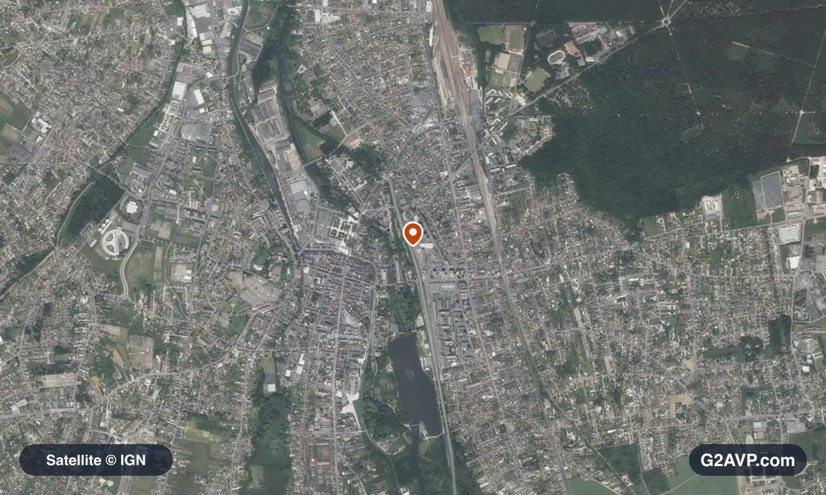 Vue satellite (orthophoto IGN) du secteur de Montargis, même emprise que la carte géologique