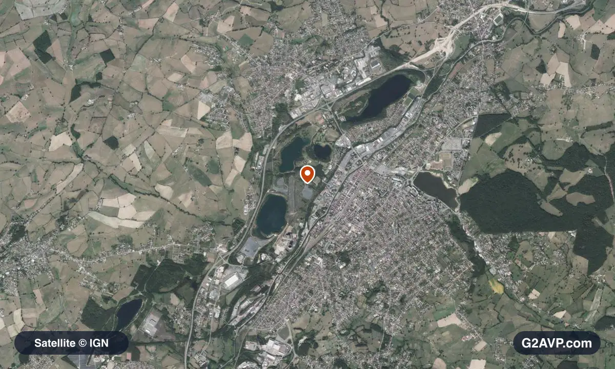 Vue satellite (orthophoto IGN) du secteur de Montceau-les-Mines, même emprise que la carte géologique