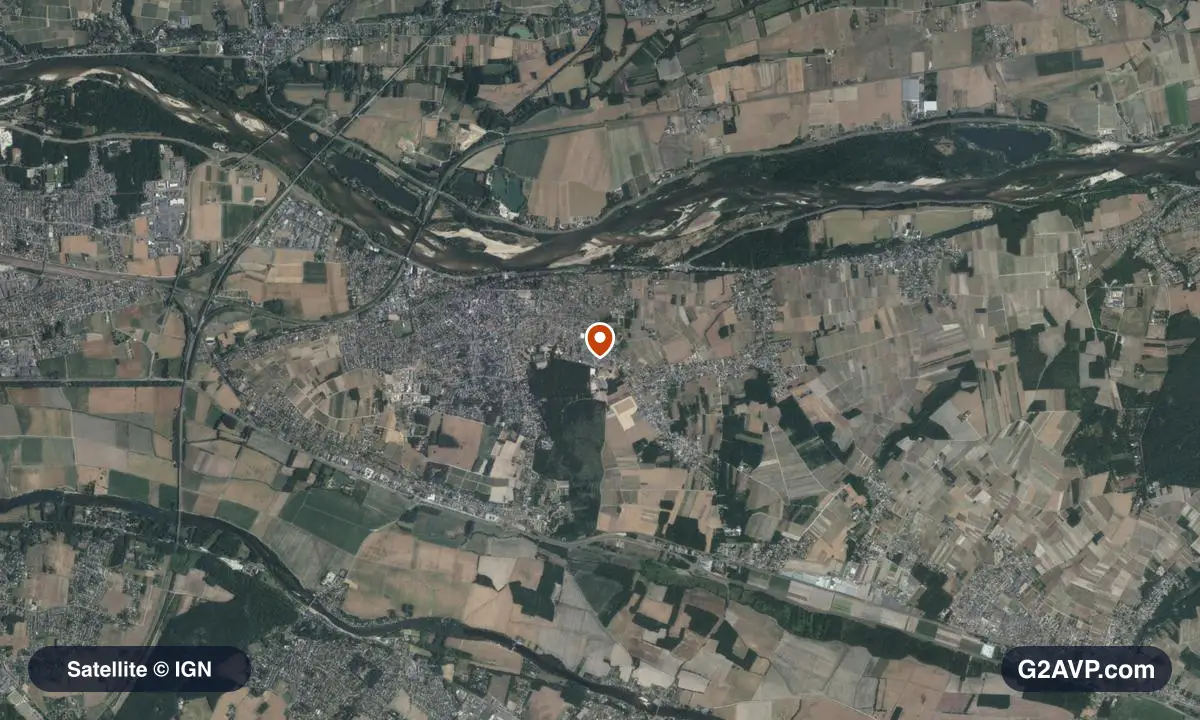 Vue satellite (orthophoto IGN) du secteur de Montlouis-sur-Loire, même emprise que la carte géologique