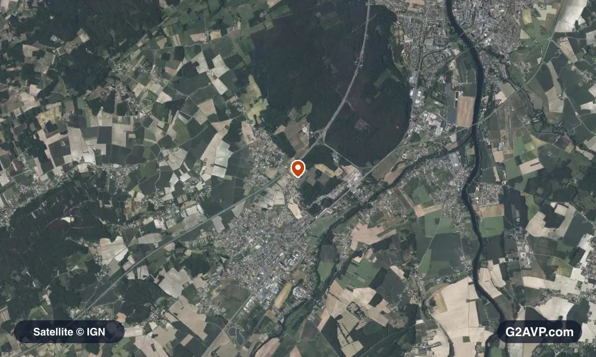 Vue satellite (orthophoto IGN) du secteur de Naintré, même emprise que la carte géologique