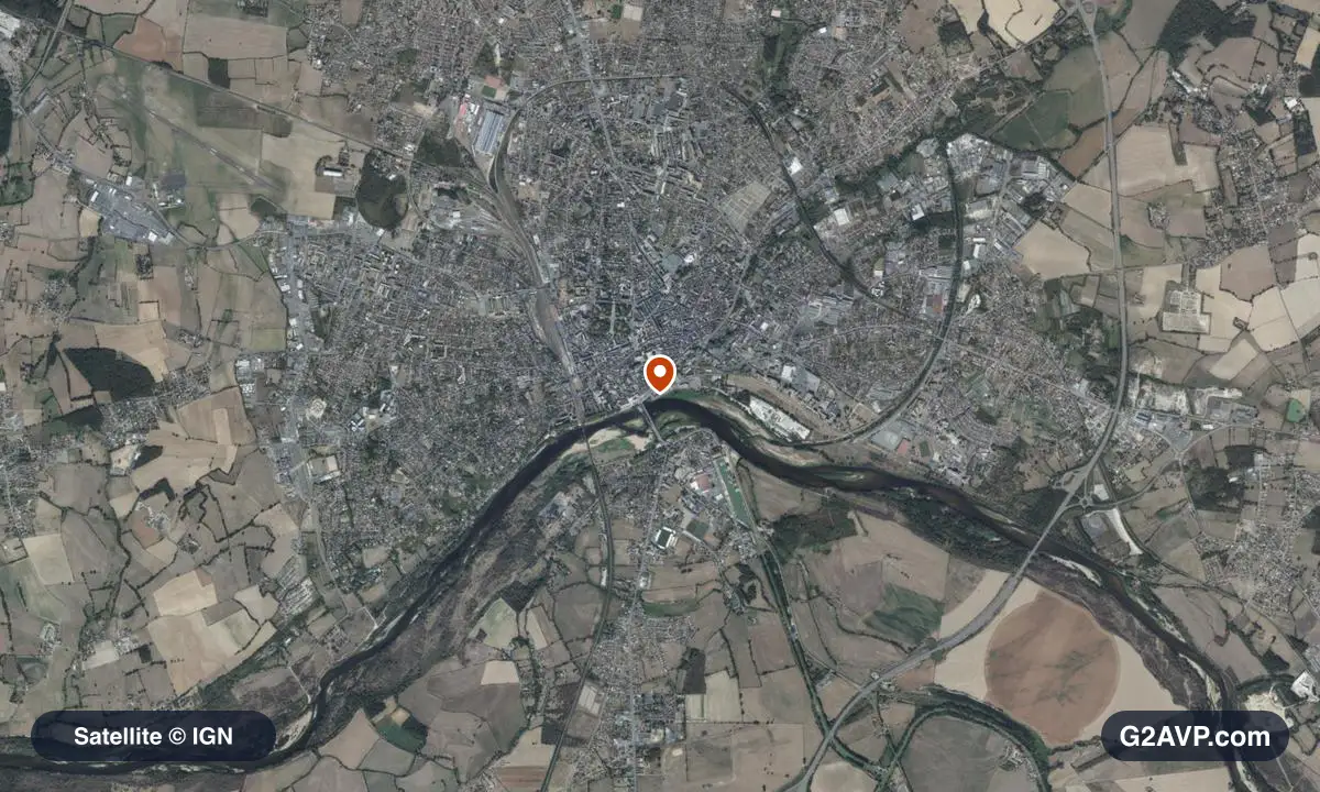 Vue satellite (orthophoto IGN) du secteur de Nevers, même emprise que la carte géologique