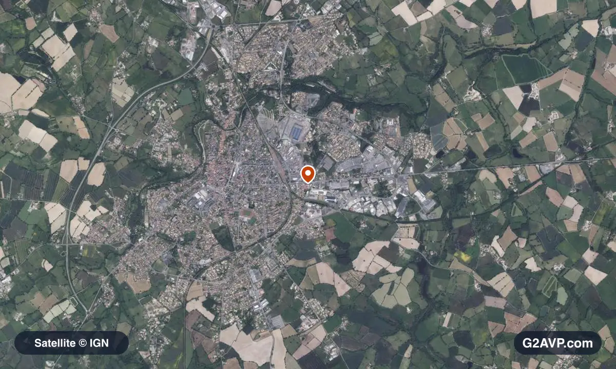 Vue satellite (orthophoto IGN) du secteur de Parthenay, même emprise que la carte géologique