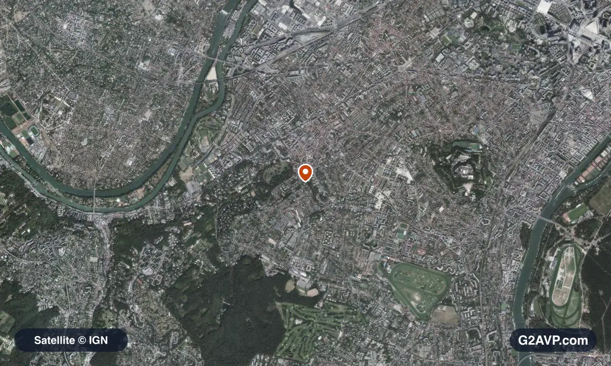 Vue satellite (orthophoto IGN) du secteur de Rueil-Malmaison, même emprise que la carte géologique