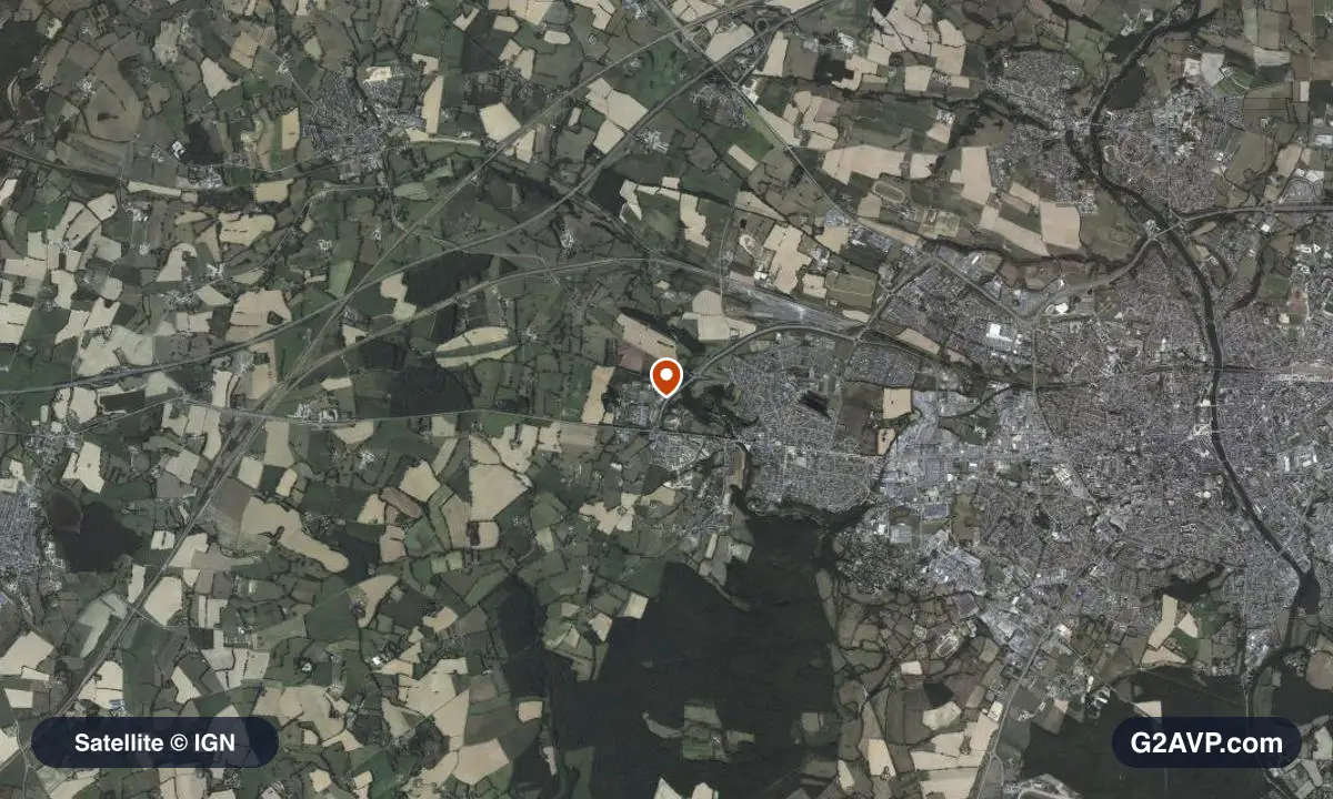 Vue satellite (orthophoto IGN) du secteur de Saint-Berthevin, même emprise que la carte géologique