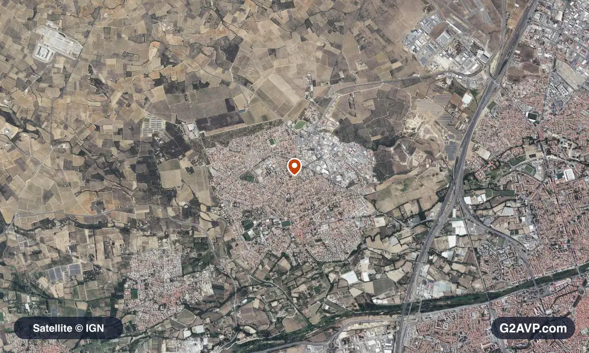 Vue satellite (orthophoto IGN) du secteur de Saint-Estève, même emprise que la carte géologique