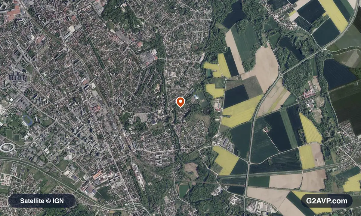 Vue satellite (orthophoto IGN) du secteur de Saint-Julien-les-Villas, même emprise que la carte géologique