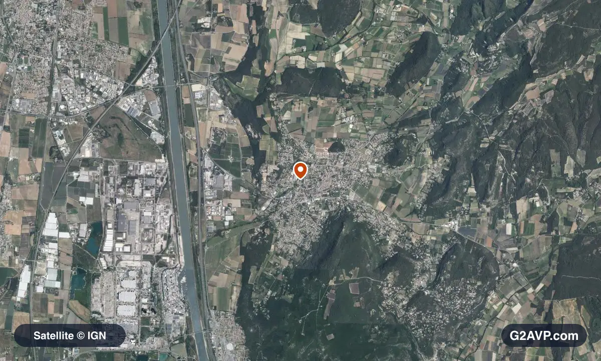 Vue satellite (orthophoto IGN) du secteur de Saint-Paul-Trois-Châteaux, même emprise que la carte géologique